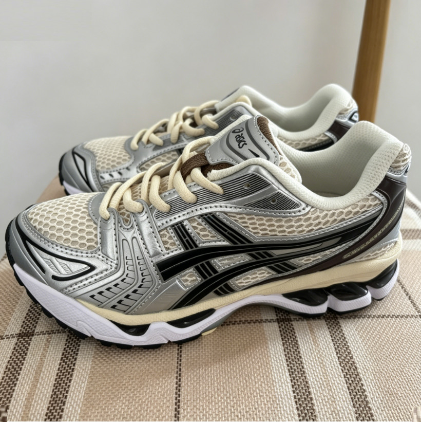Pre-owned Asics Gel Kayano 14 Metalic Silver Cream US10