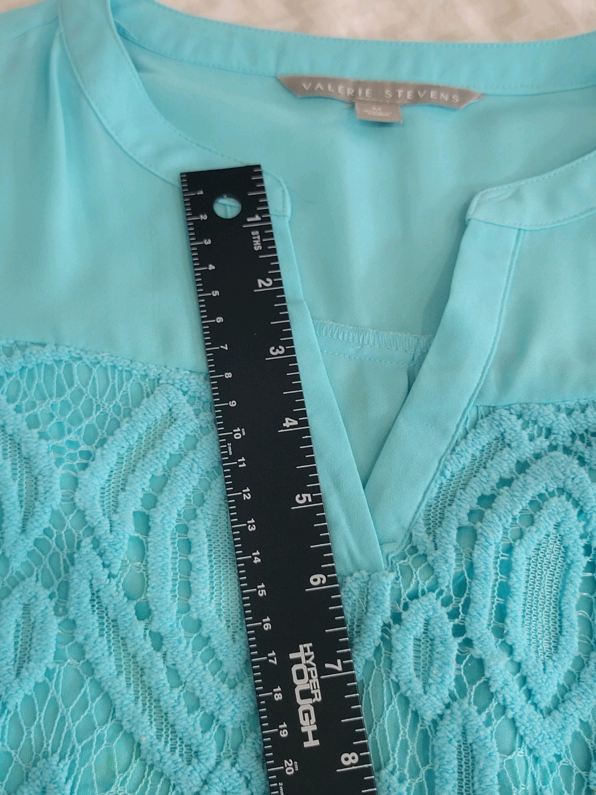 Valerie Stevens Embroidered Lace Turquoise V Neck 3/4 Sleeve Crochet Breezy top