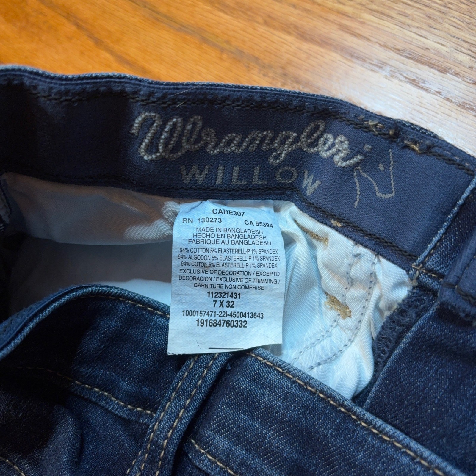 Wrangler Willow Ultimate Riding Jeans Womens 7 (30X31) Boot Cut Mid Rise Denim