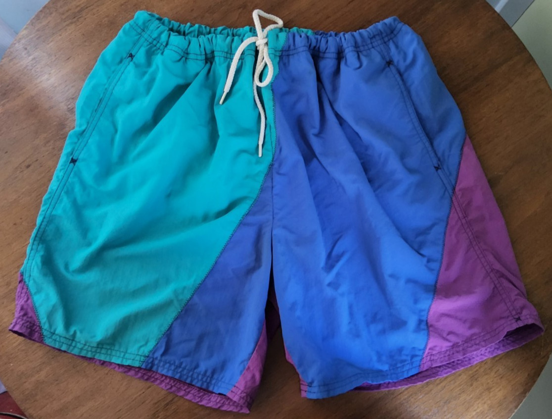 VTG 1990s COLOR BLOCK SWIM SURF SHORTS. BOARD TRUNKS. POCKETS. Blue Teal Purple.