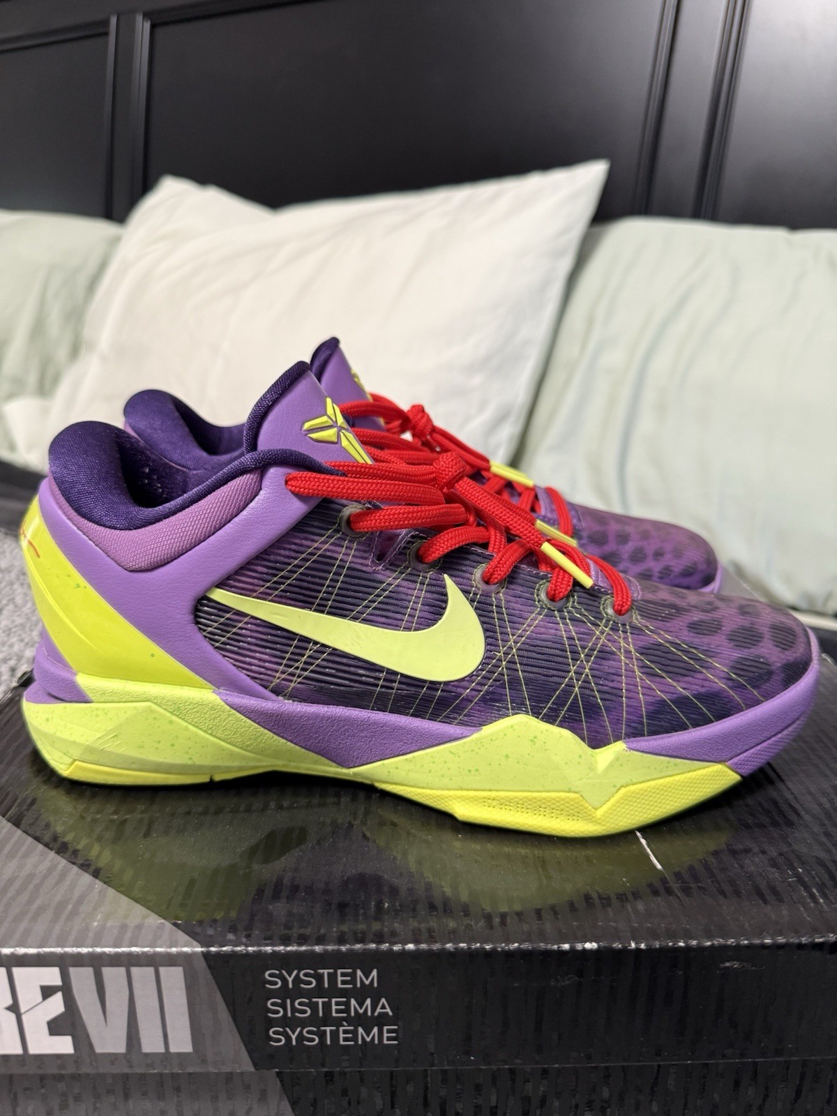 Nike Zoom Kobe 7 Supreme Christmas Size 8 What The Kobe MVP System Elite Grinch