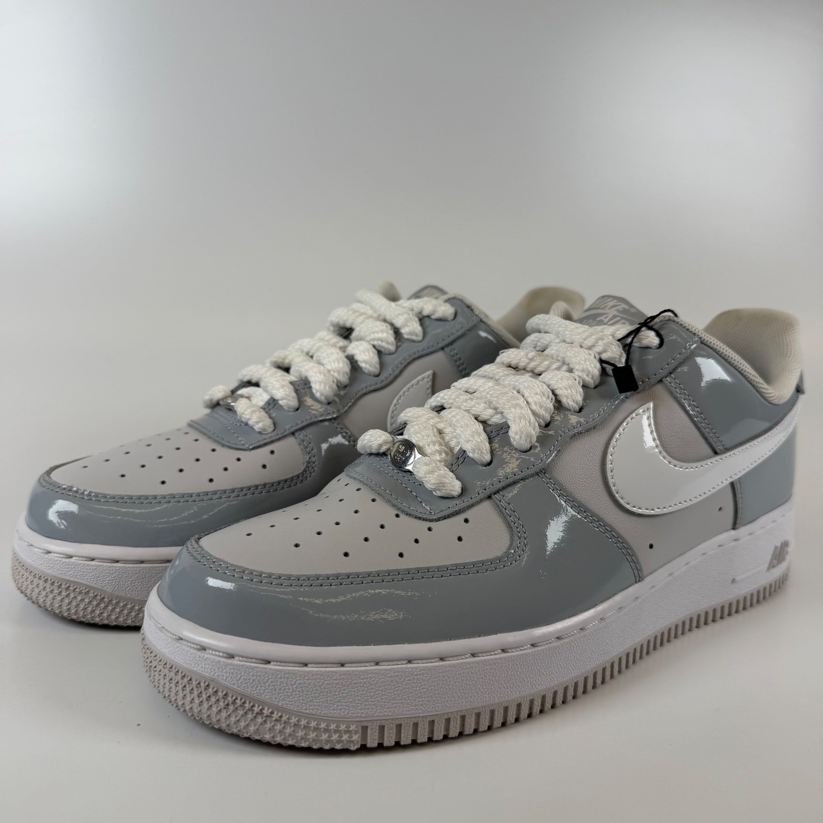 Nike Air Force 1 Low 07 LV8 Wolf Grey Vast Grey White HV9405-001 Mens Size 9.5