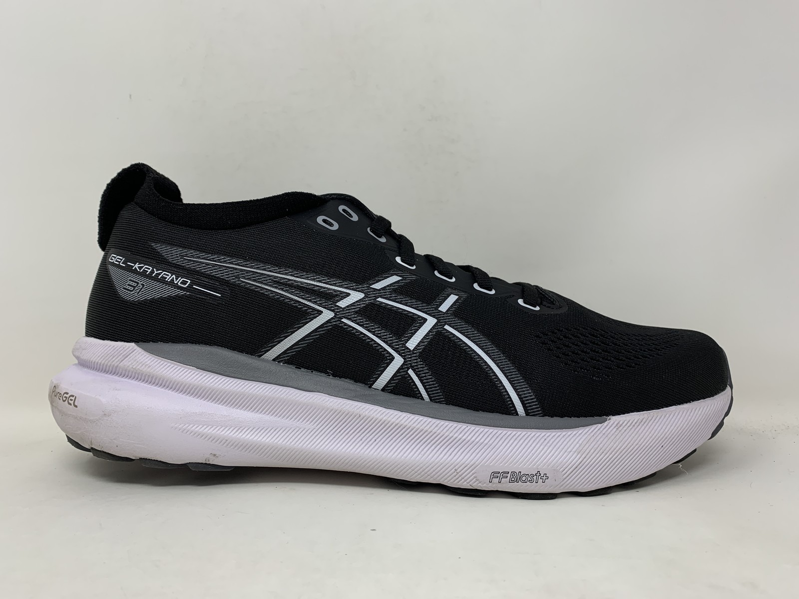 Men’s Asics Gel-Kayano 31, Black/White, 11 D Medium US