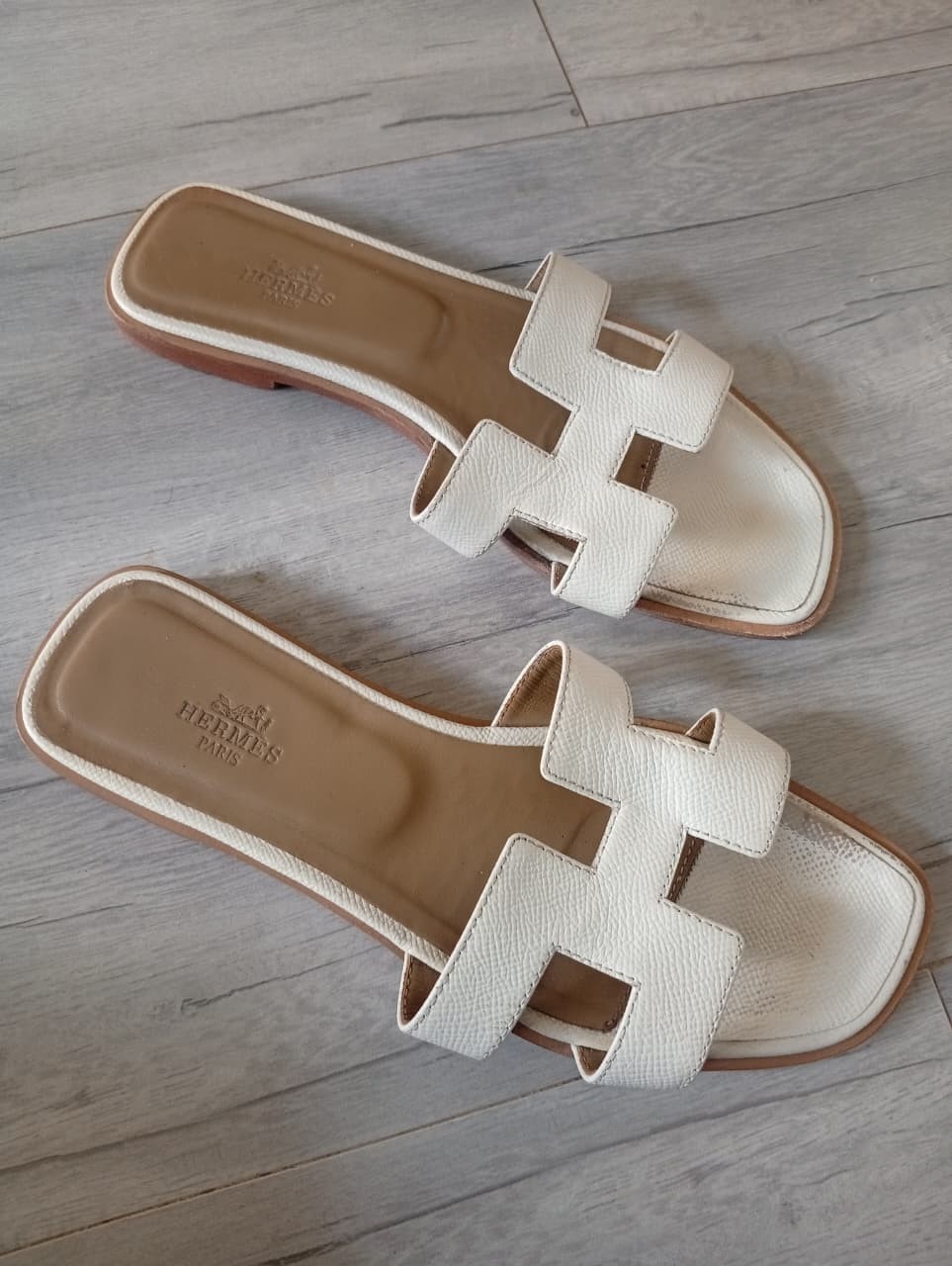 Hermes Oran Sandals In White Size 38