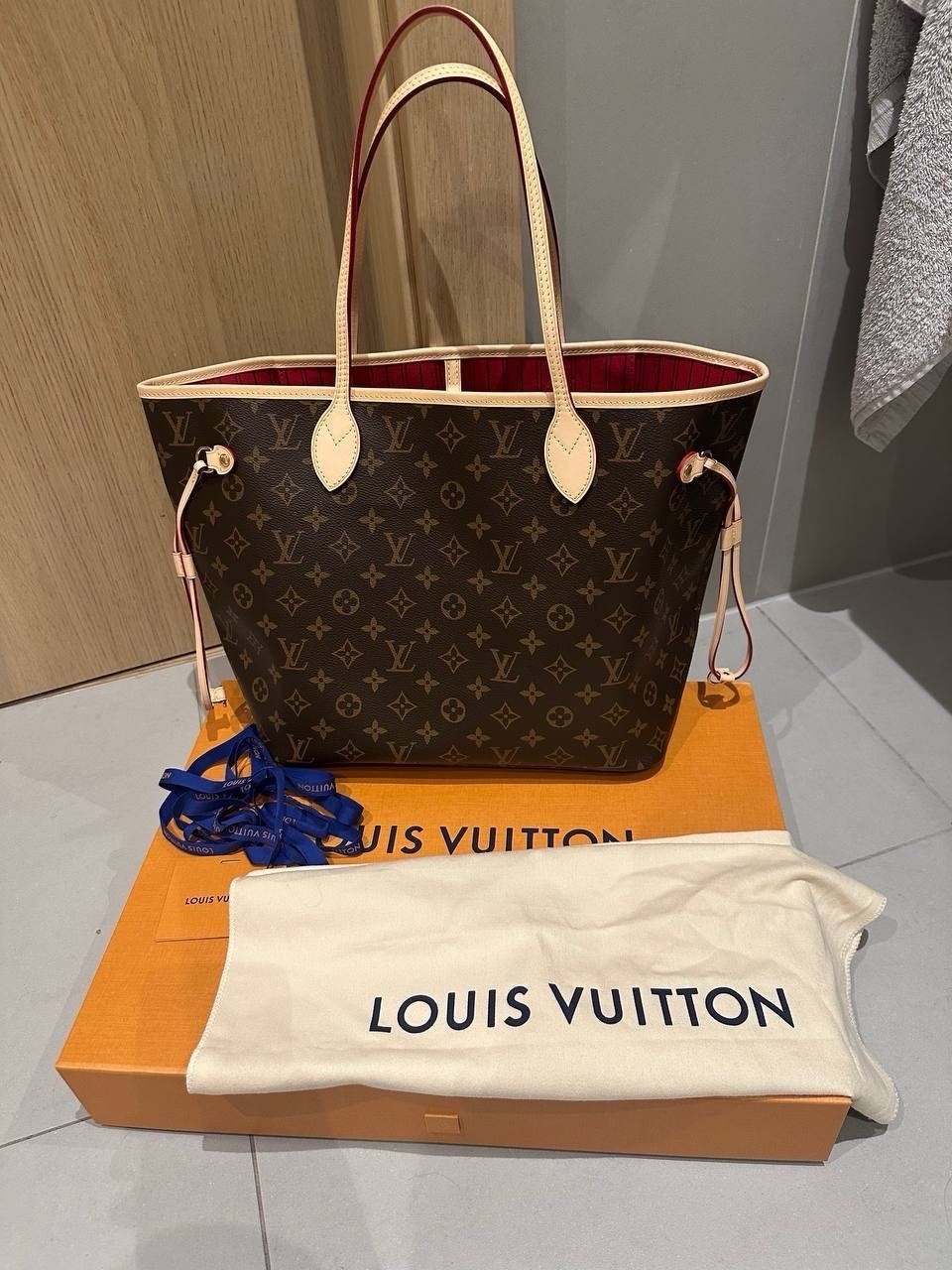 Louis Vuitton Neverfull Tote MM Brown Canvas Monogram