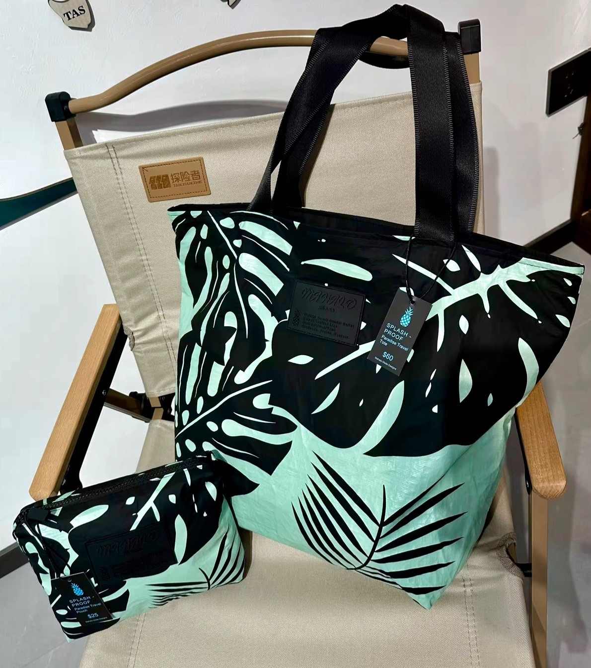 Splash-Proof BEACH Bags! Tote + Clutch (Pouch) Blue/White Bird Of Paradise
