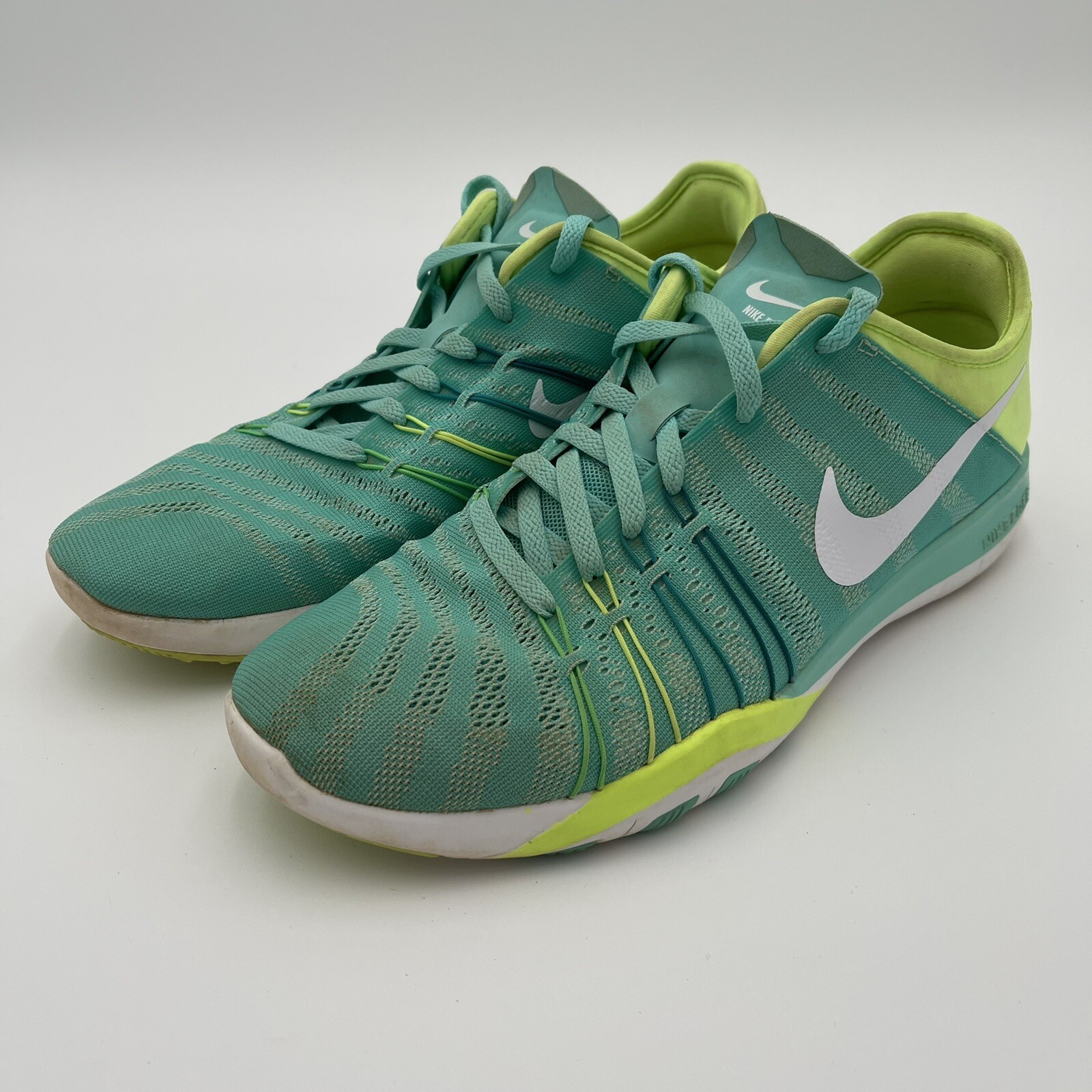 Nike Free TR 6 Hyper Turquoise Size 8 Women’s Athletic Running Sneaker Shoe