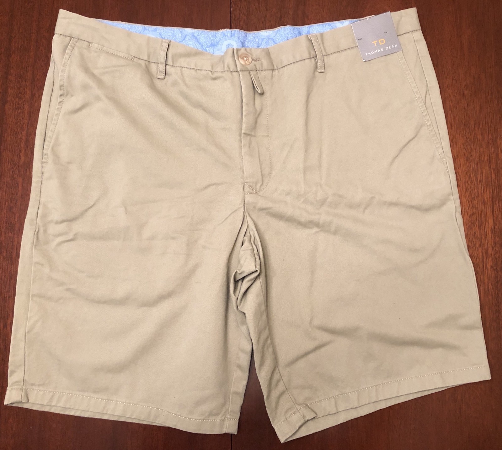 NEW TD Thomas Dean Men’s Size 38 x 9 1/2″ Flat Front Khaki 100% Cotton Short TAN