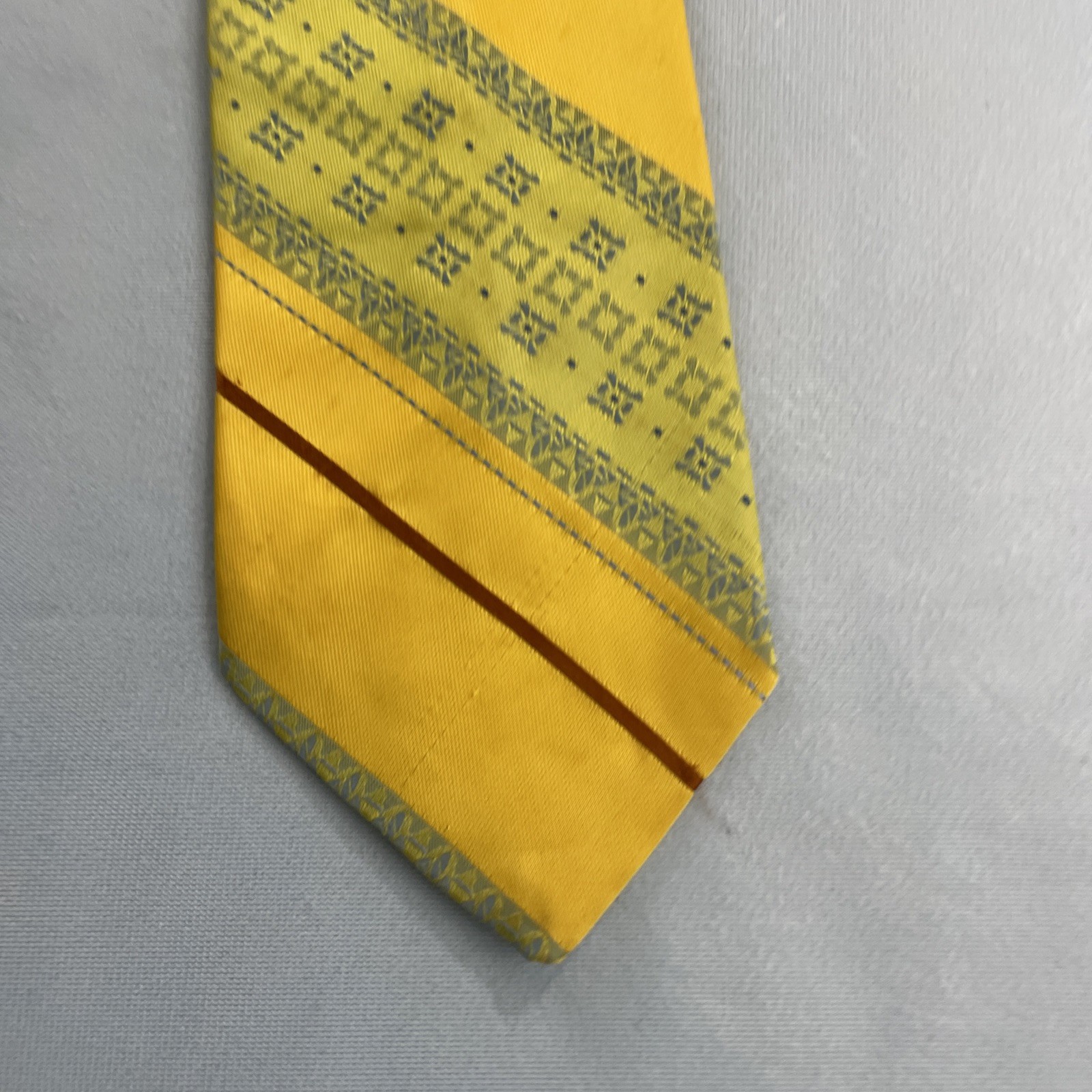 vtg 70s Trevira Cornel Swing Tie Southwest Rockabilly Stripe Yellow Green 4×57