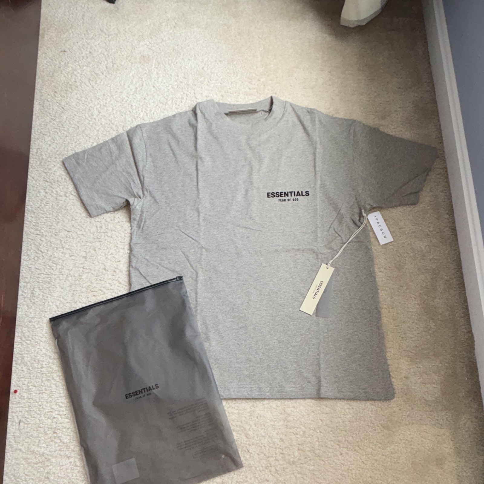 Essentials Fear of God Logo Crew Neck Short Sleeve Gray T-Shirt Men’s S