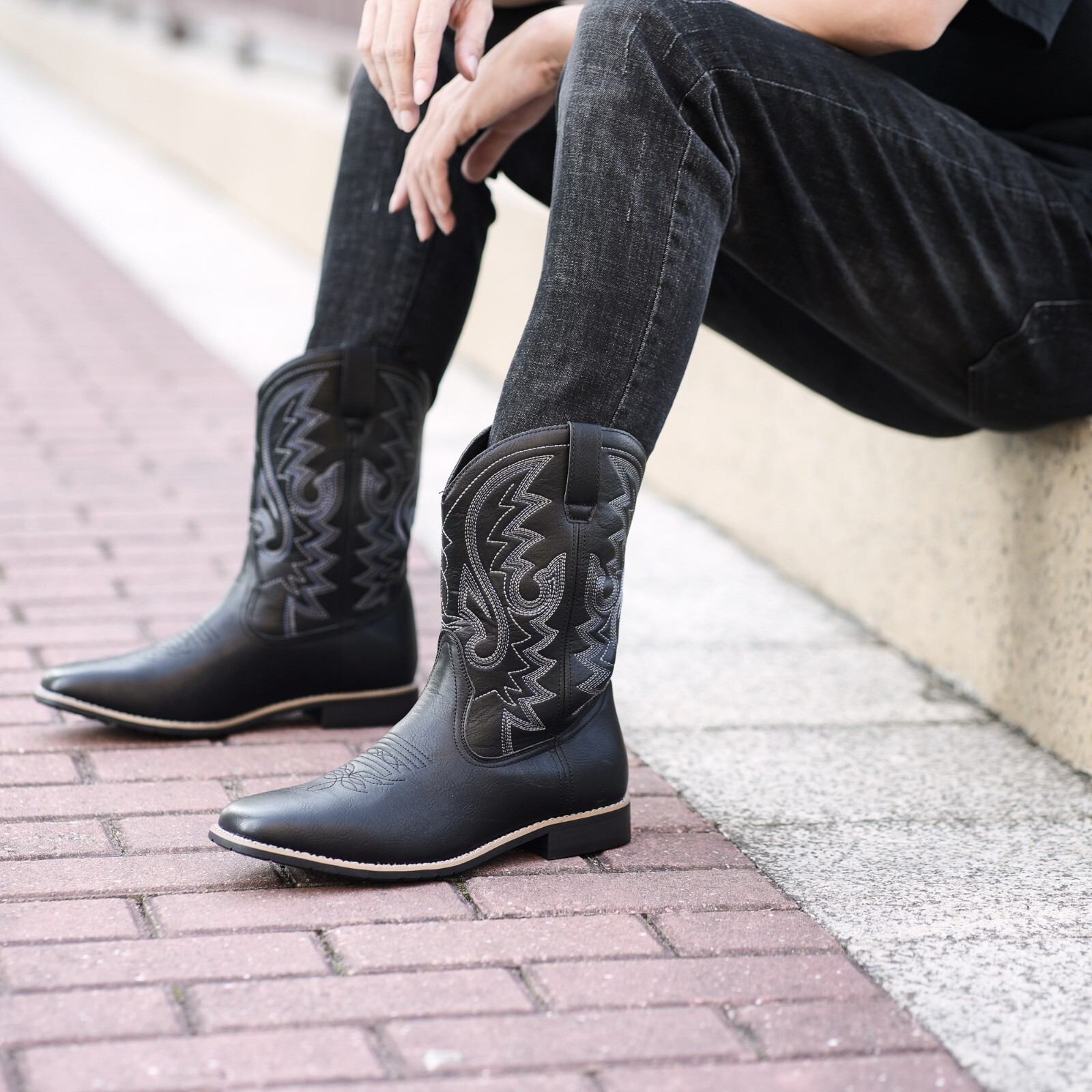 Black Men’s Cowboy Western Embroidered Square Toe Boots