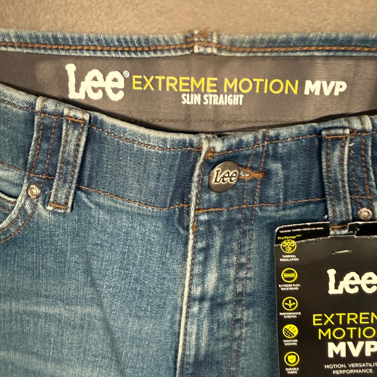 Lee Extreme Motion MVP Jeans Mens 36×30 Blue Slim Straight Nelson 10002208