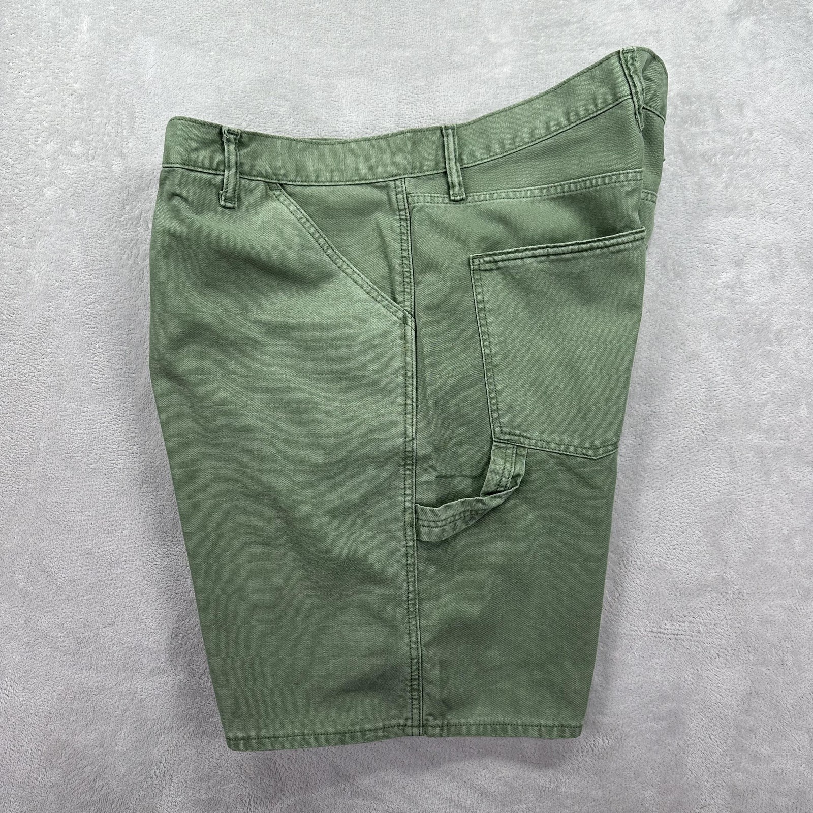 GAP Carpenter Shorts Mens 40 Twig Green Utility Canvas Hammer Loop Workwear