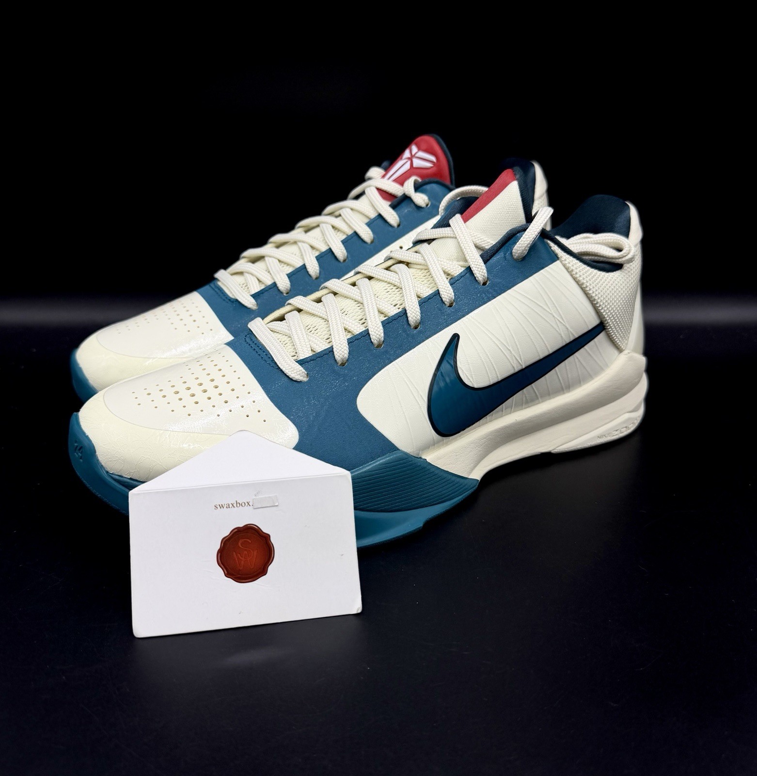 Caitlin Clark x Nike Kobe 5 Protro PE “Scrabble” IZ1852-100