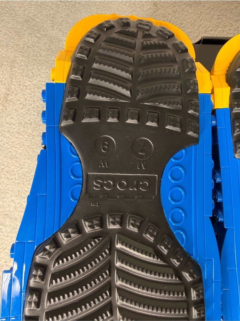 LEGO x Crocs Classic Clog Black Multi Platform NWT M7/W9 SOLD OUT RARE Lego Croc