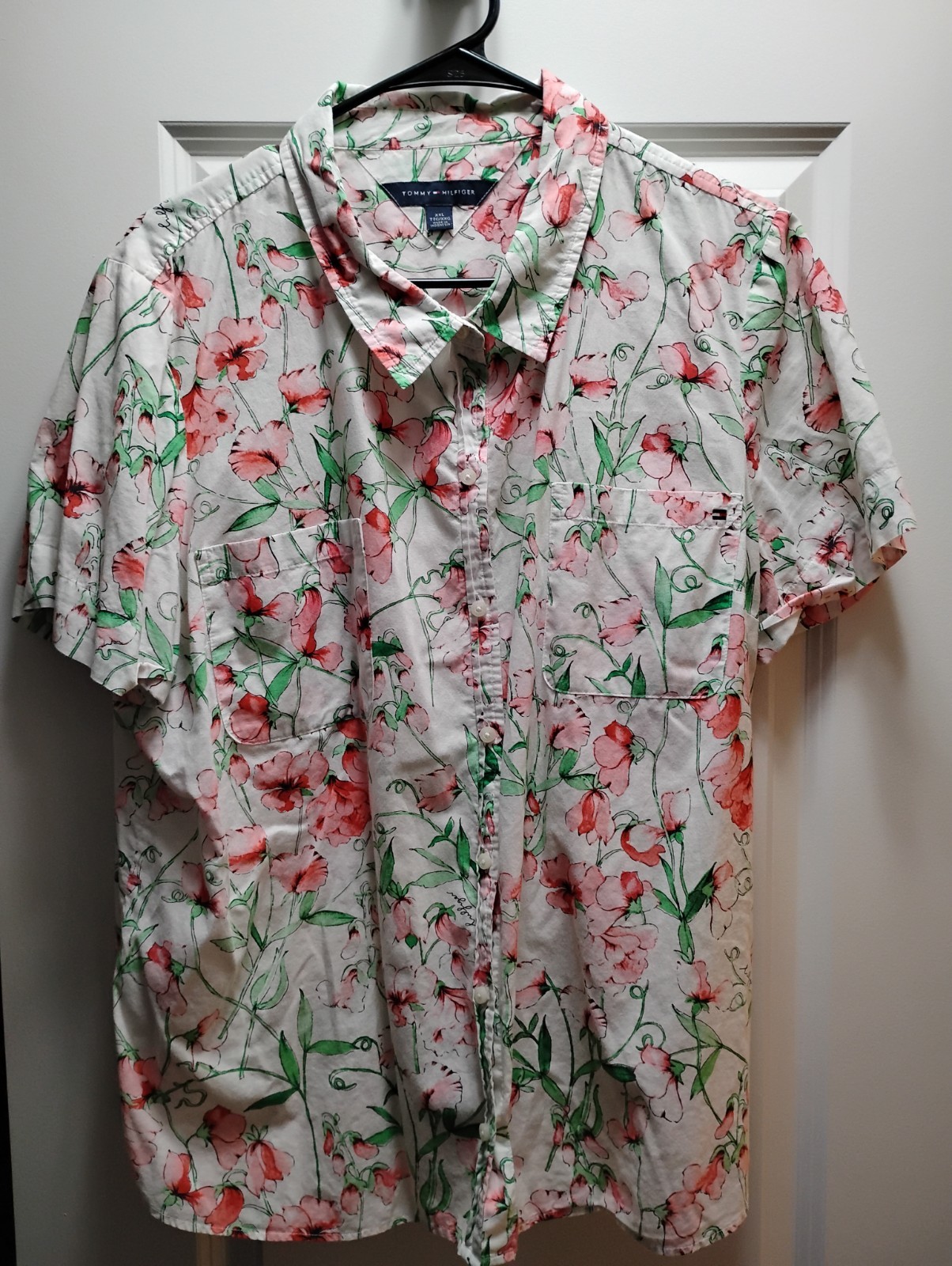 NWT 2XL Tommy Hilfiger Pink Floral Short Sleeve Button Down Hawaiian Shirt NEW