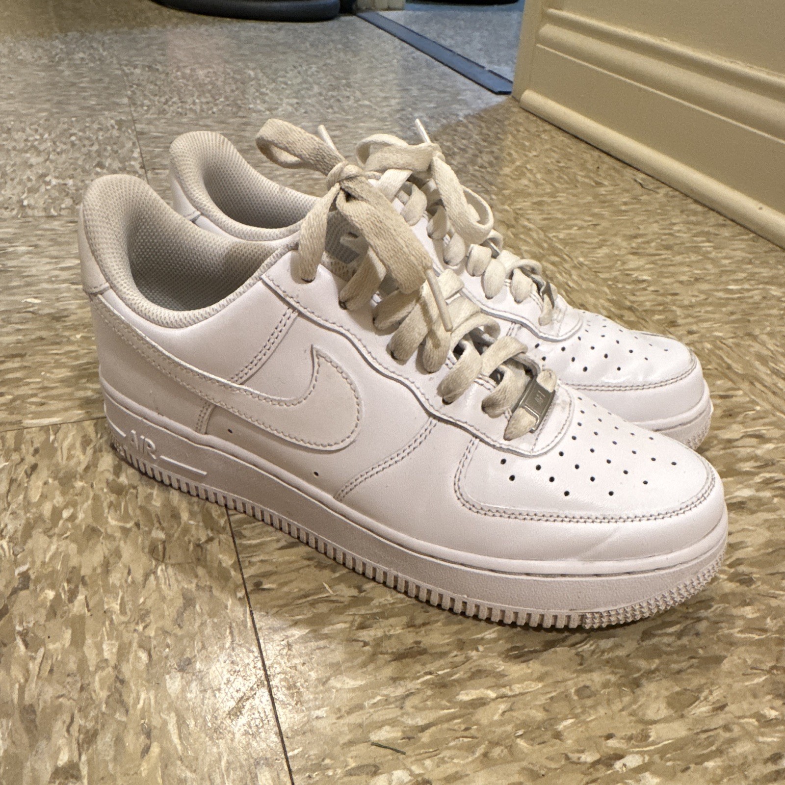 Nike Air Force 1 Low Top Sneaker White Leather Lace-Up DD8959-100