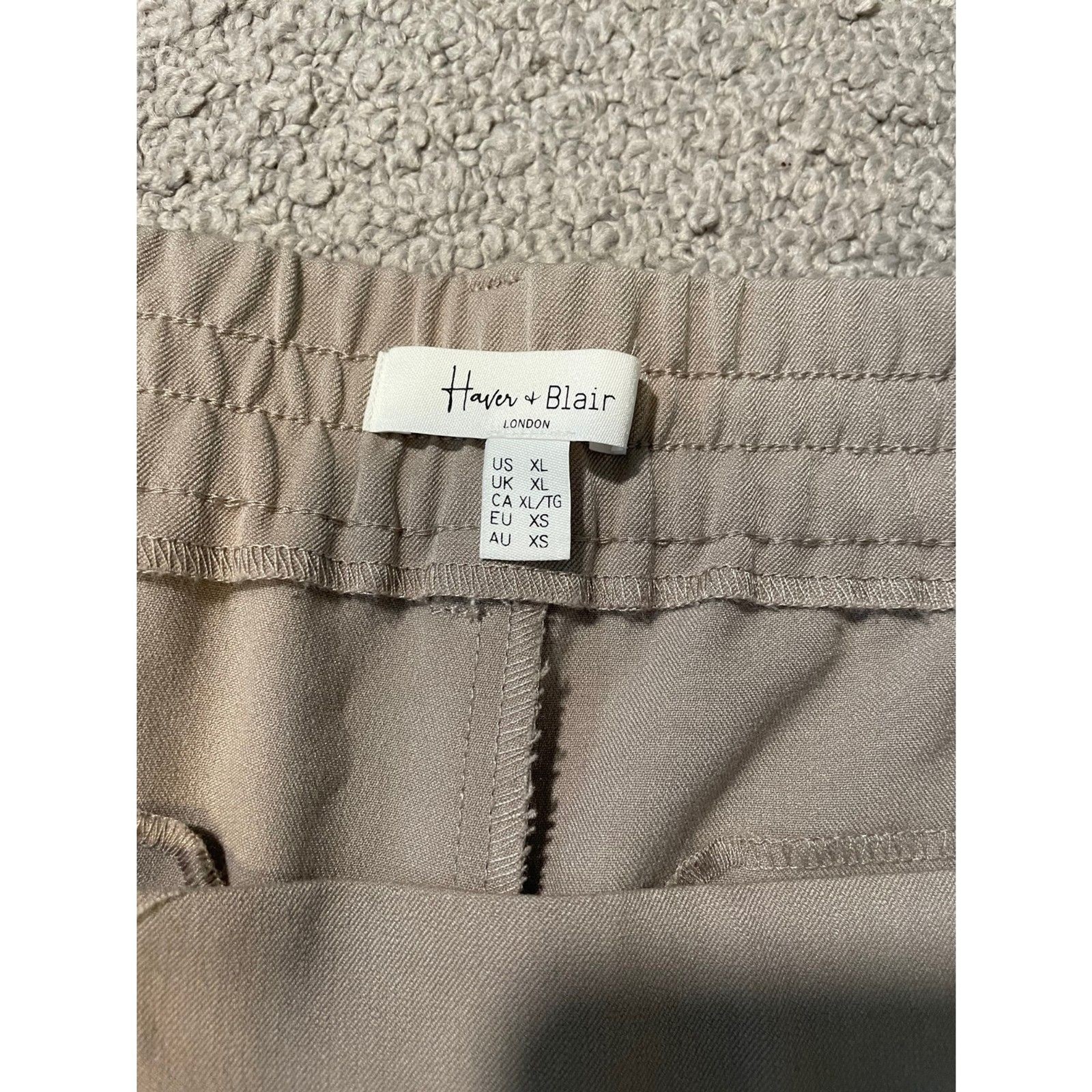 Haver + Blair pull-on beige ankle dress pants, size XL