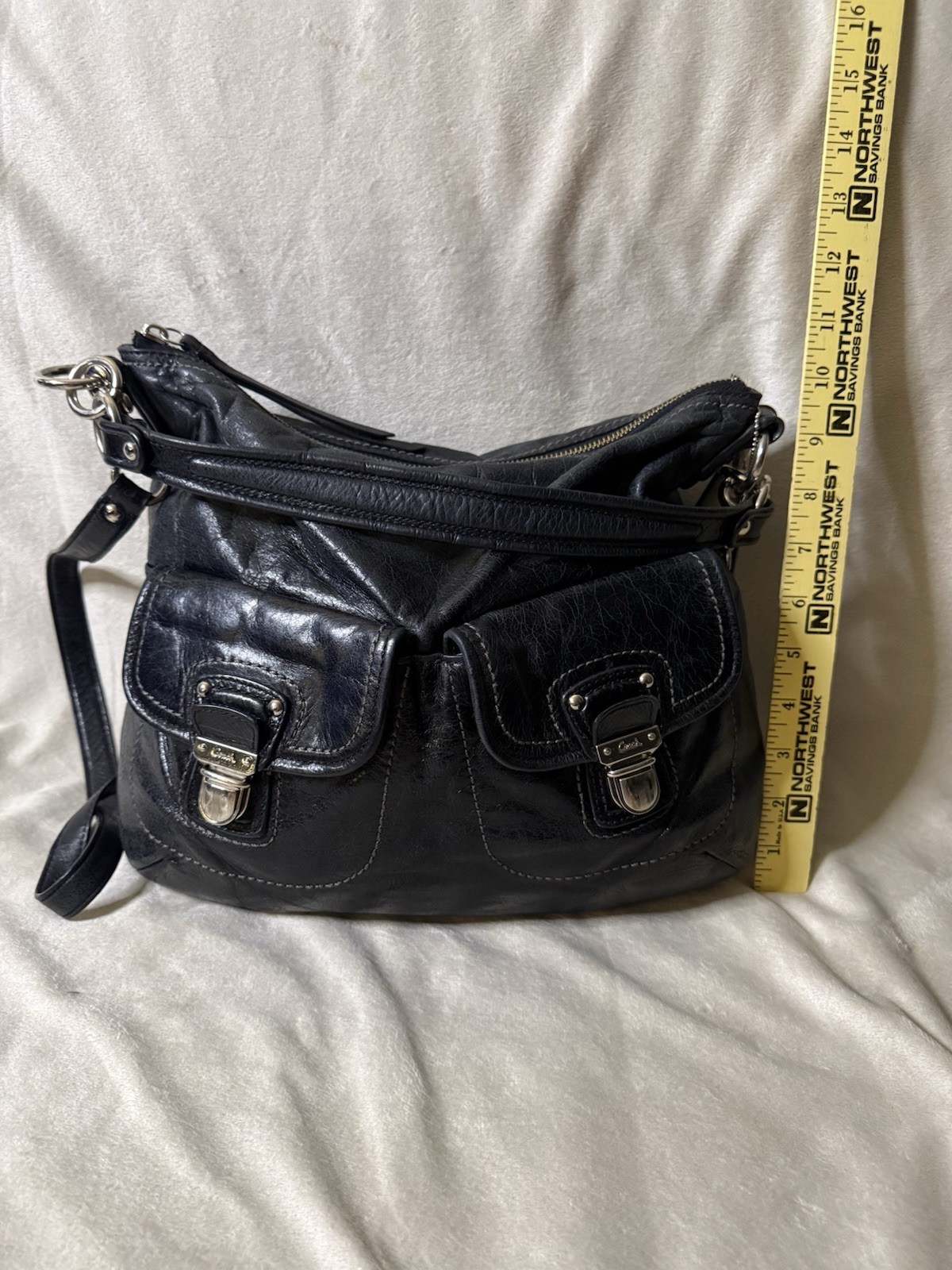 Coach Black Shoulder Bag Turn Lock Zip Top Detachable Strap Pockets Silver
