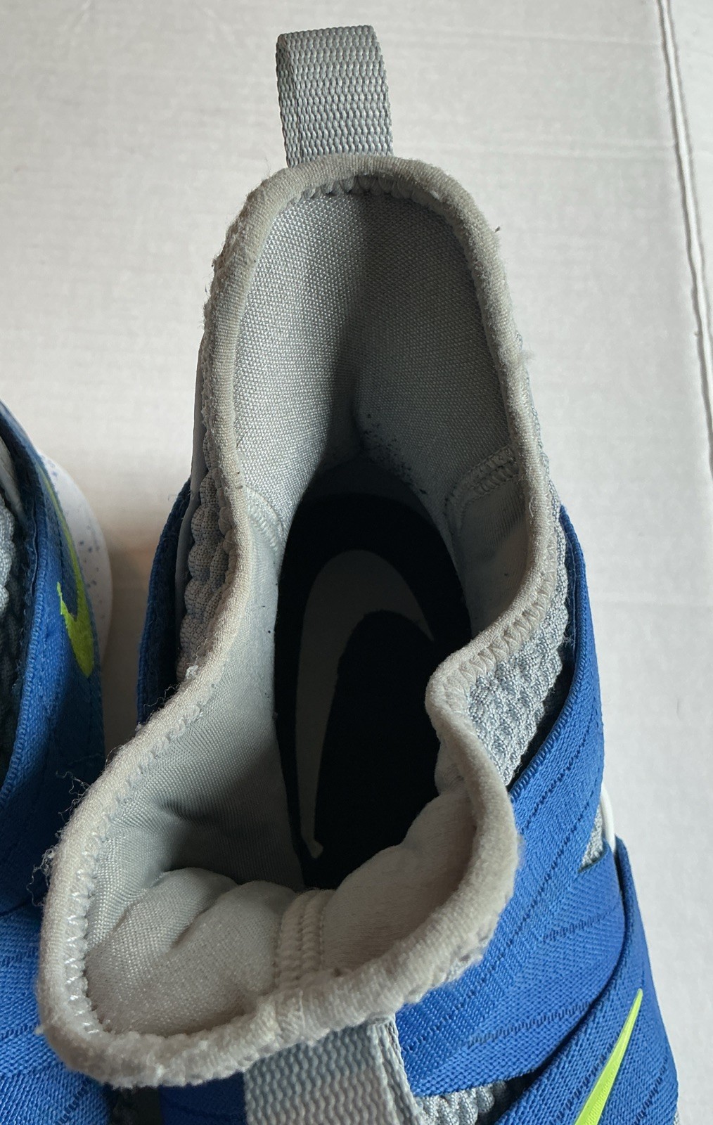 Nike Air Zoom LeBron James Soldier XII 12 Grey and Blue. Size 12