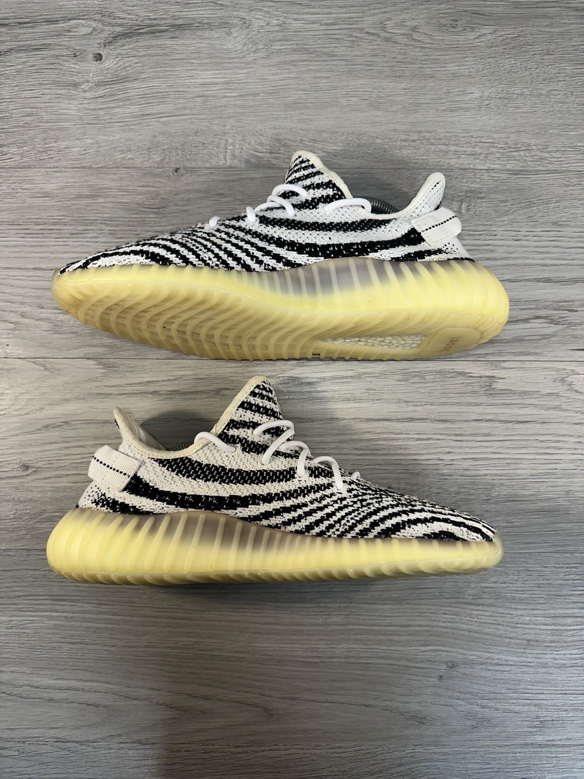 Adidas Yeezy Boost 350 V2 Zebra – Size 9.5
