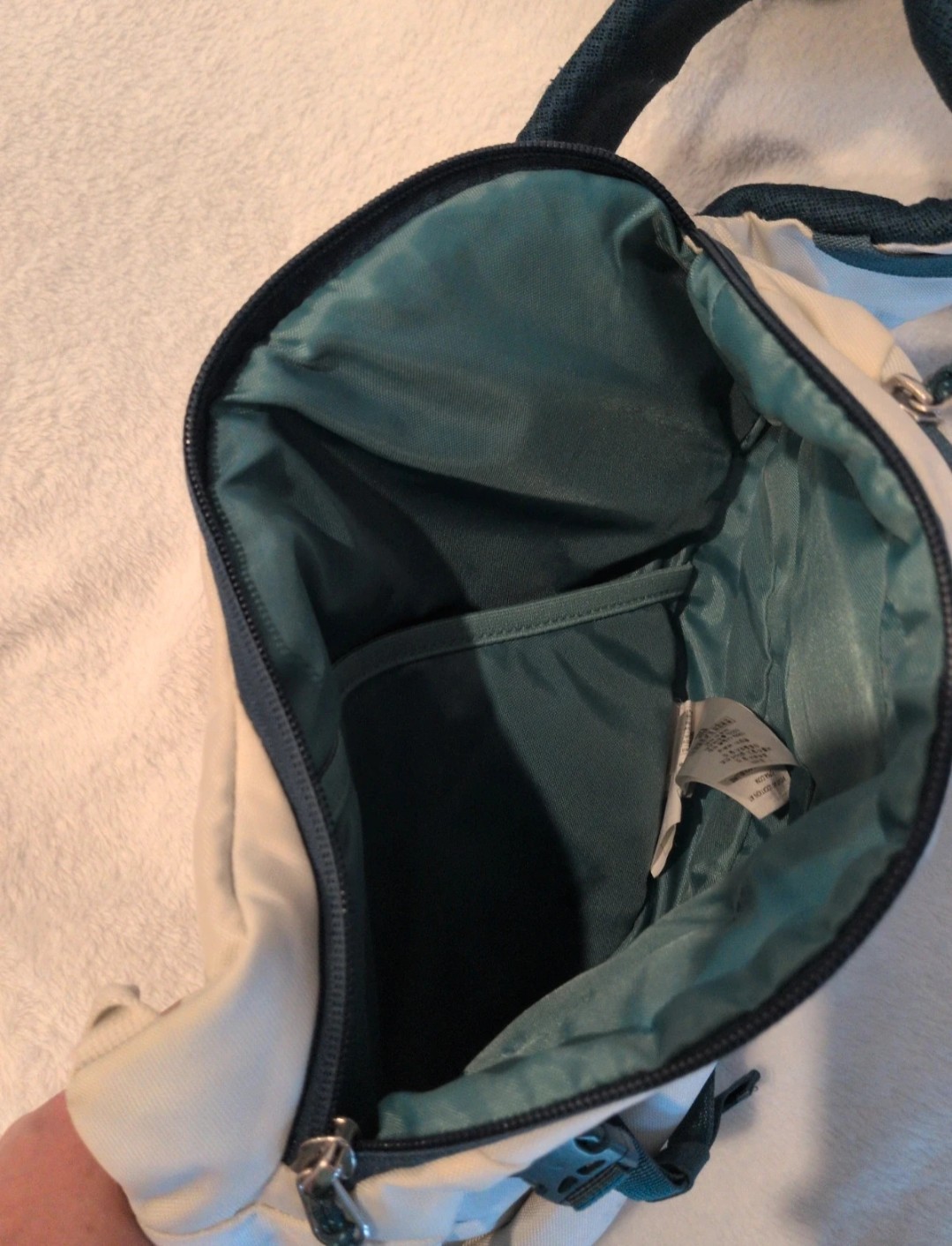 Patagonia White Atom 8L and The North Face Sling Bags Lot of 2