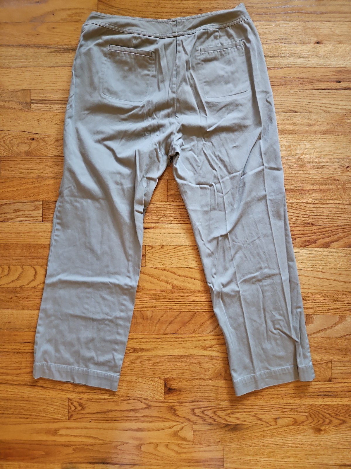 Chico’s Size 2 Bundle, 5 Shirts, 1 Pair of Pants, EUC