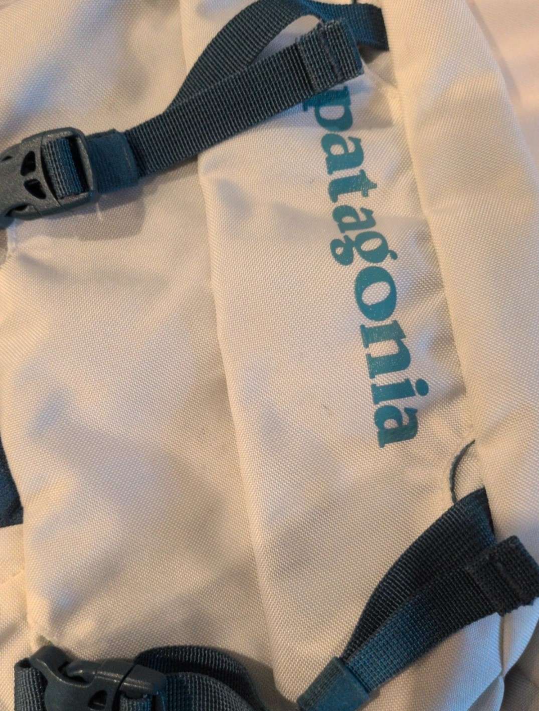 Patagonia White Atom 8L and The North Face Sling Bags Lot of 2