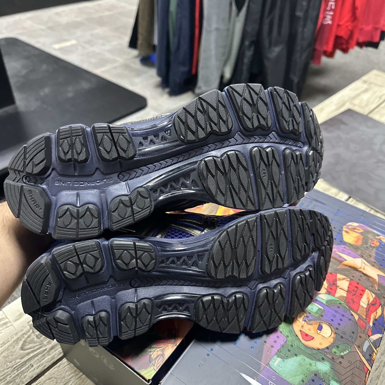 Size 11 -Marvel vs. Capcom Kith x ASICS Gel Kayano 12.1 Capatin America Vs Guile