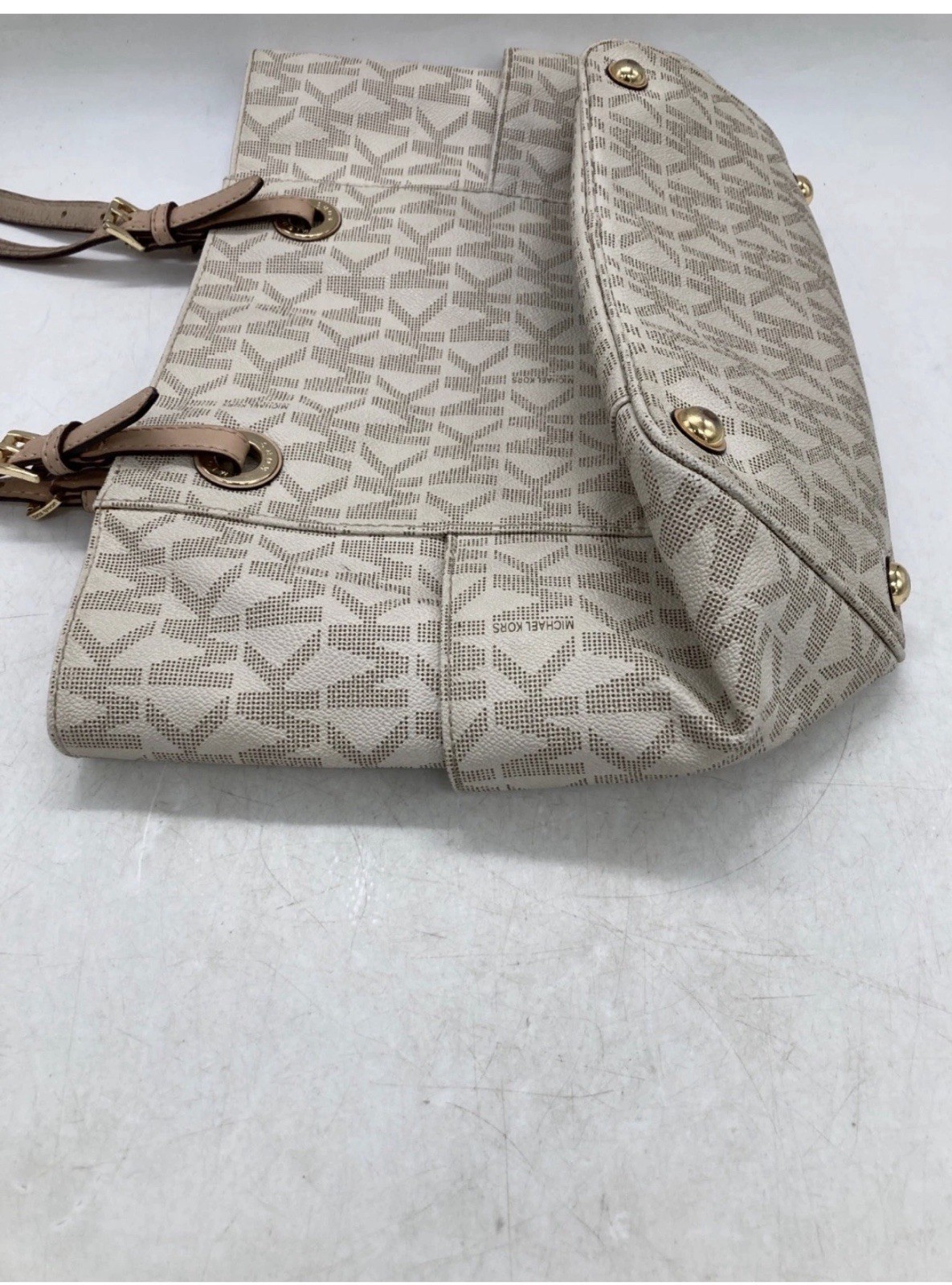 Michael Kors Signature Beige Logo Large Tote Zip Top Gold Hardware MK Charm