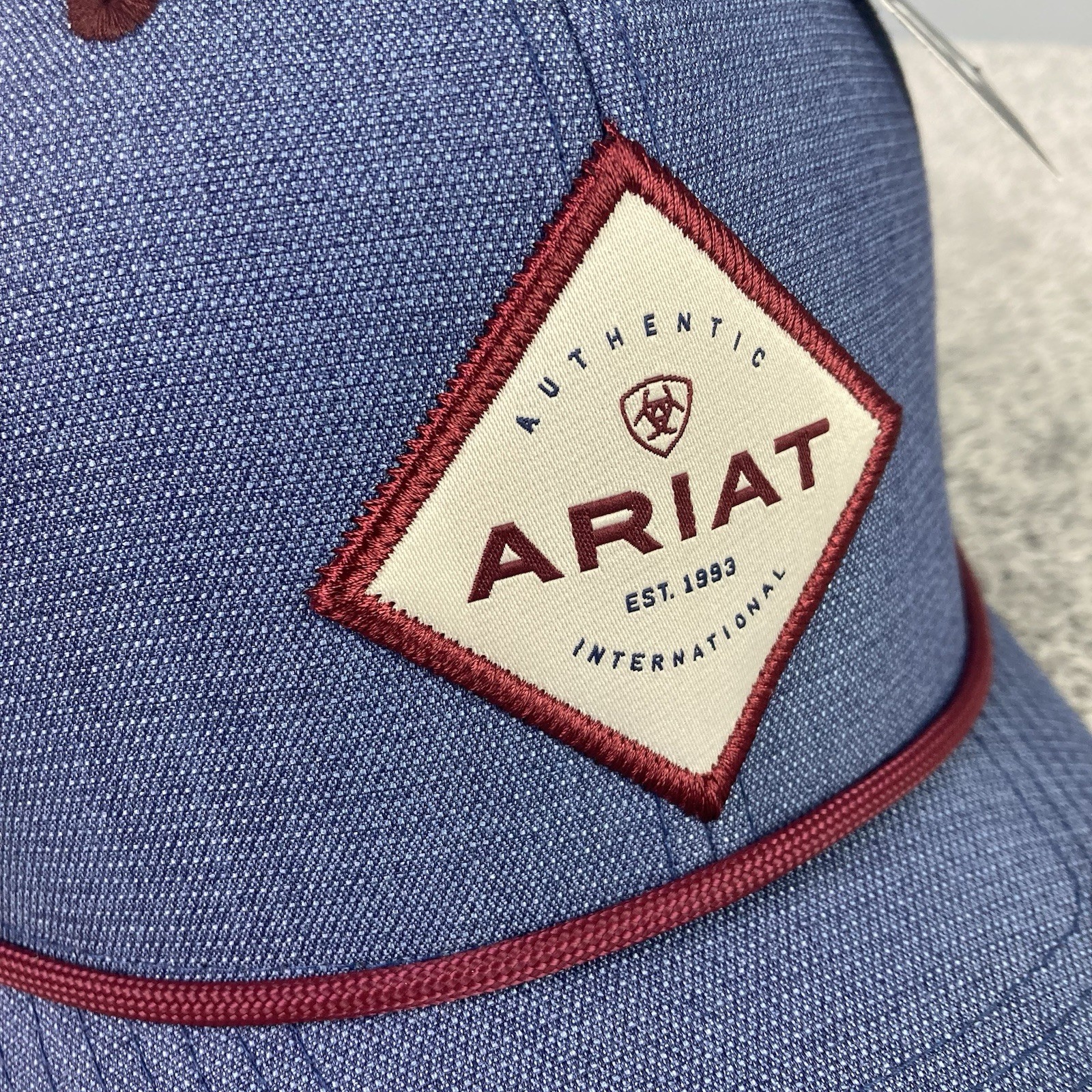 Ariat Mens Flexfit Tech 110 Adjustable Snapback Cap Hat Rope Cord Blue/Red