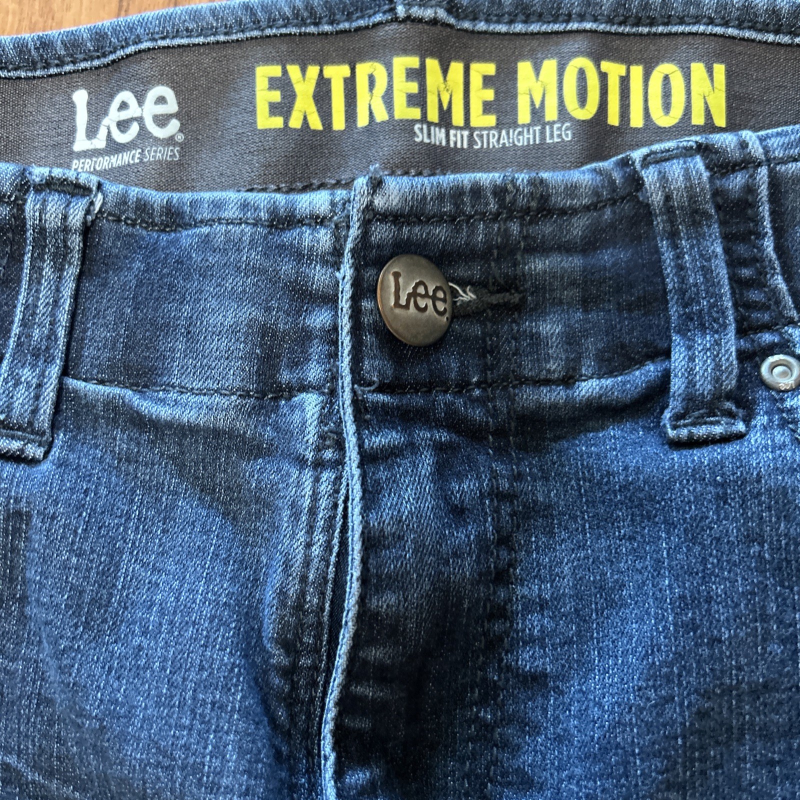 Men’s Lee Extreme Motion Slim Fit Straight Leg Jeans 36 x 34