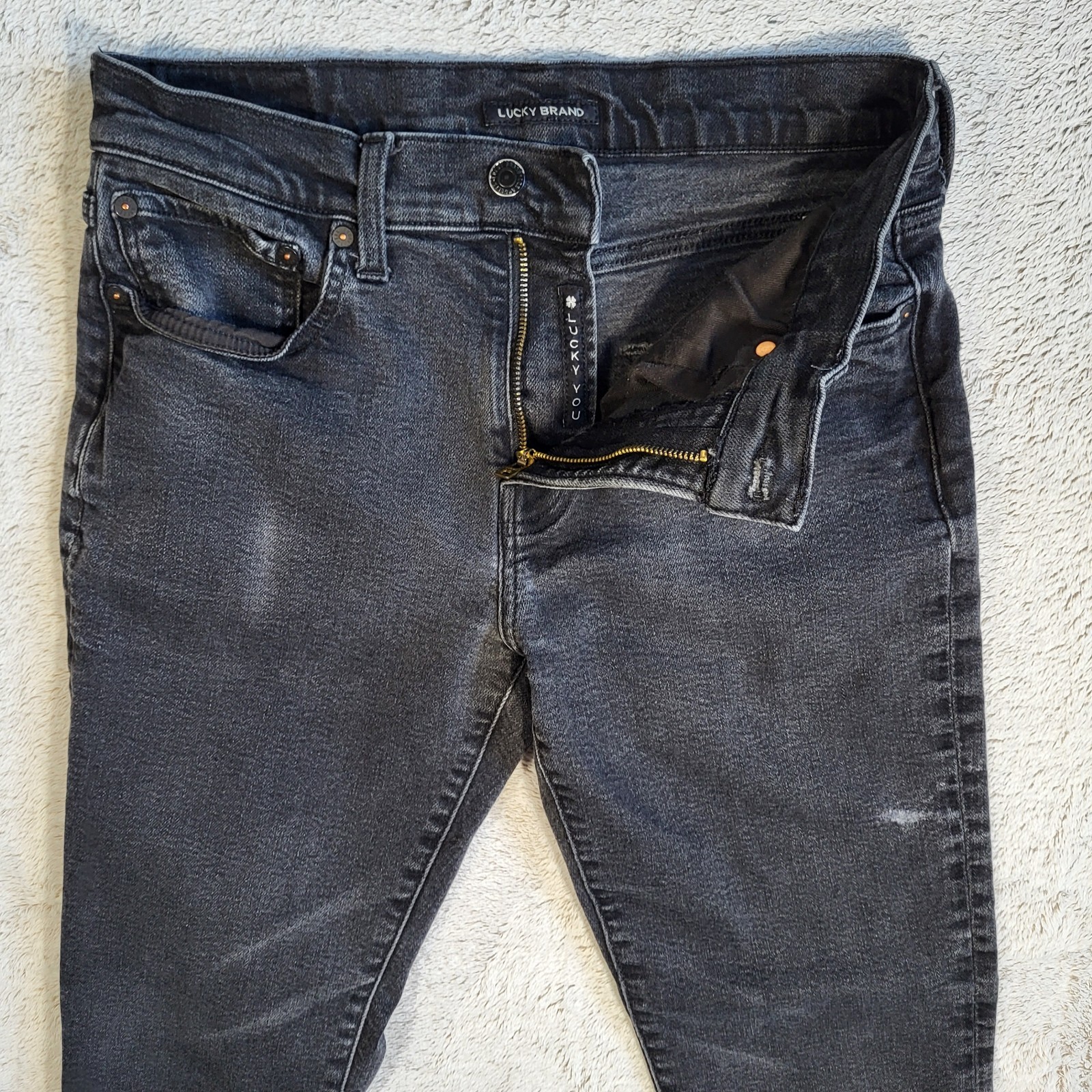 Lucky Brand 223 Straight Jeans Mens 30×30 Black Medium Wash Distressed Stretch