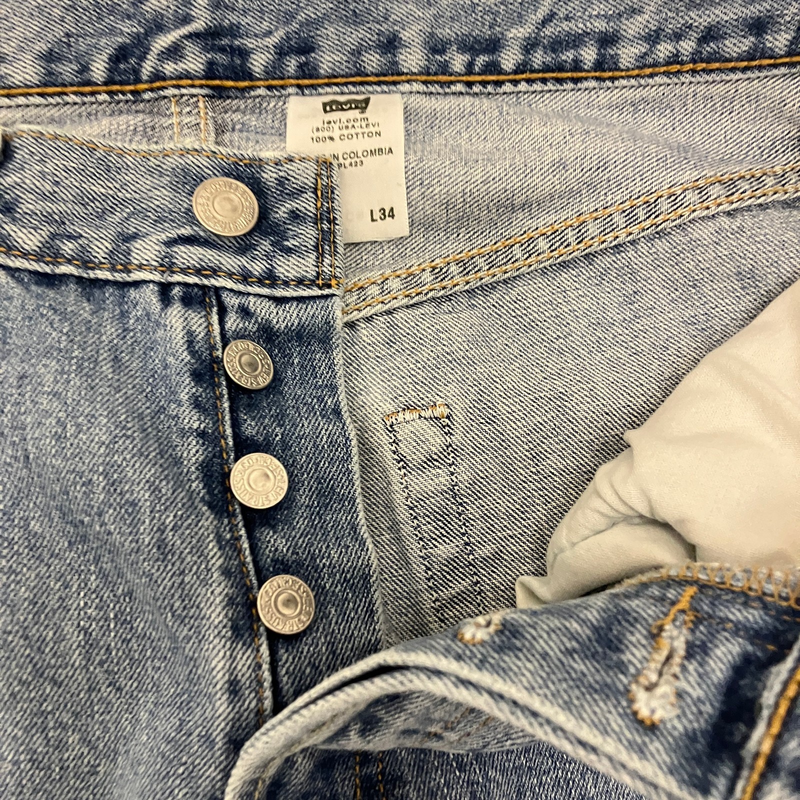 Levi’s 501 Jeans Mens 32W 34L Blue Straight Leg Denim Button Fly Red Tab