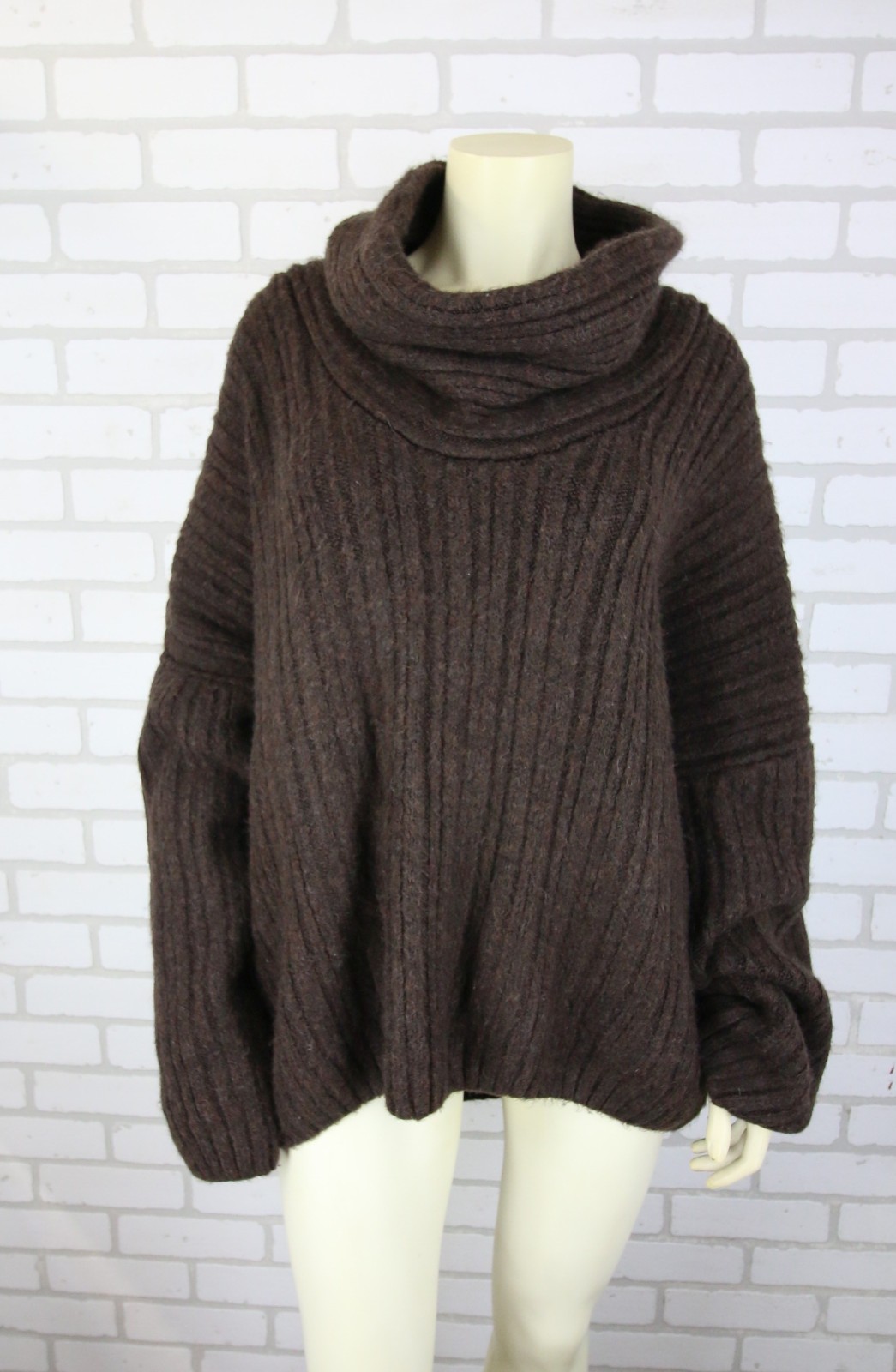 Source Unknown Becca Oversized High Roll Knit Pullover Womens OS Brown $240