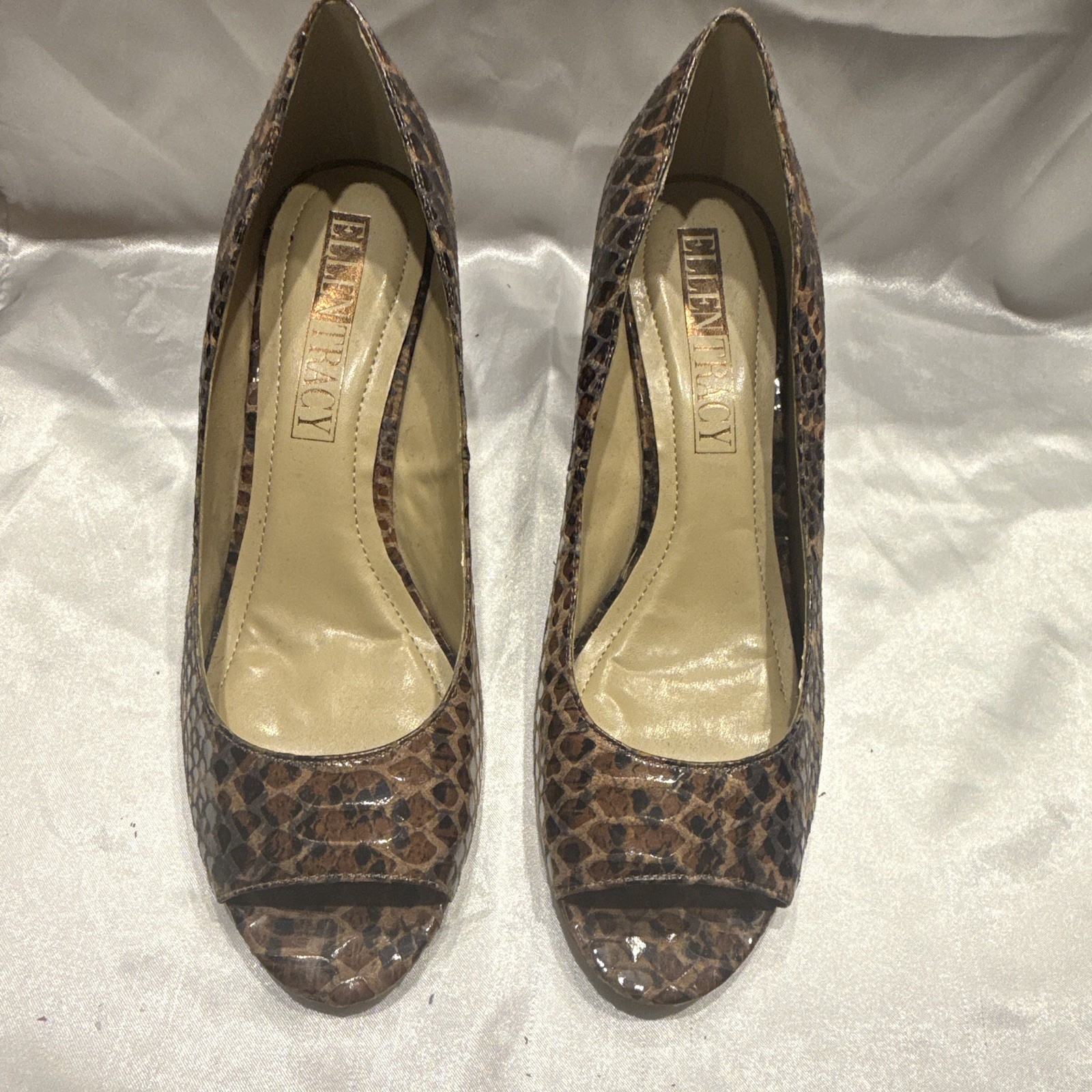 Ellen Tracy Women’s Brown/Black Animal Print Peep Toe Wedge Pumps Slip On
