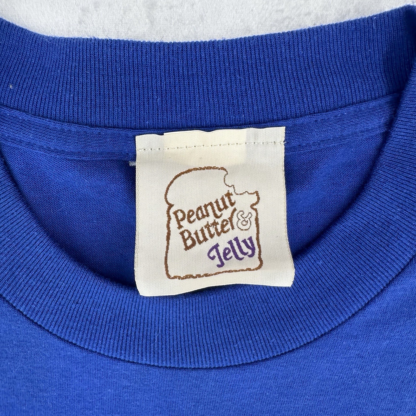 Vintage Peanut Butter & Jelly Happy Everything Embroidered Shirt Holiday Size L