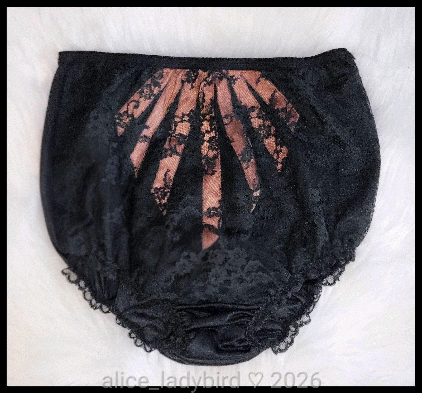 UNIQUE Vintage SILKY Nylon PANTIES Full BRIEF Floral Lace Gold Ribbon Ruffle M/6