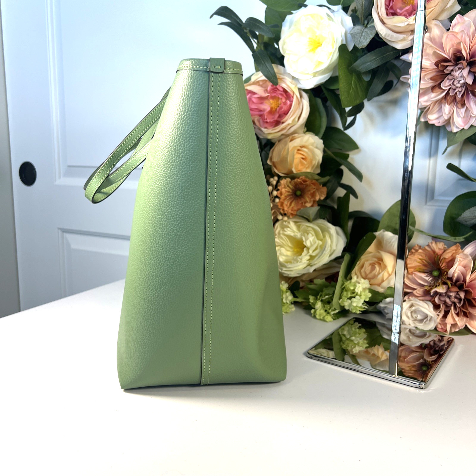 NWT🍃COACH Pebble Leather CITY Tote/Shopper/Shoulder Bag ~ Light Green🍃