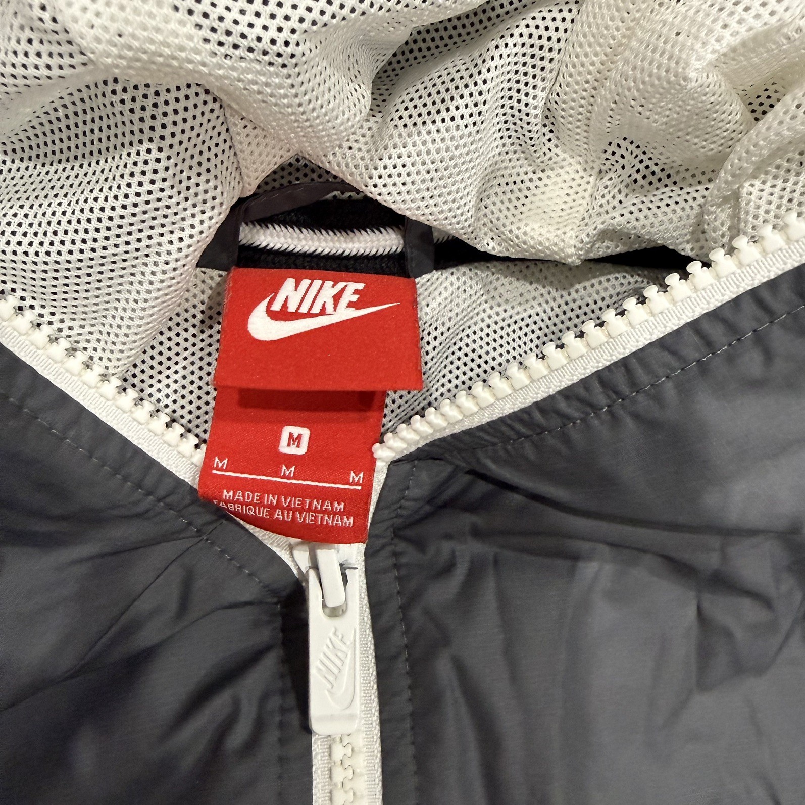 Nike Sportswear Windrunner Hooded Jacket Men M Gray Blue Zip Up Lightweight