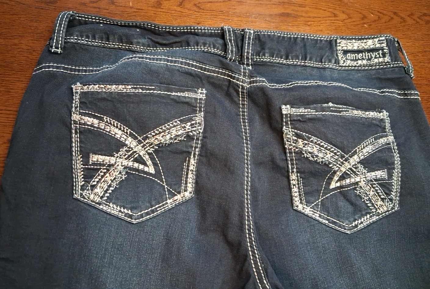 Amethyst Jeans Womens Size 16 Blue Taper Stretch Denim Embroidered Pockets