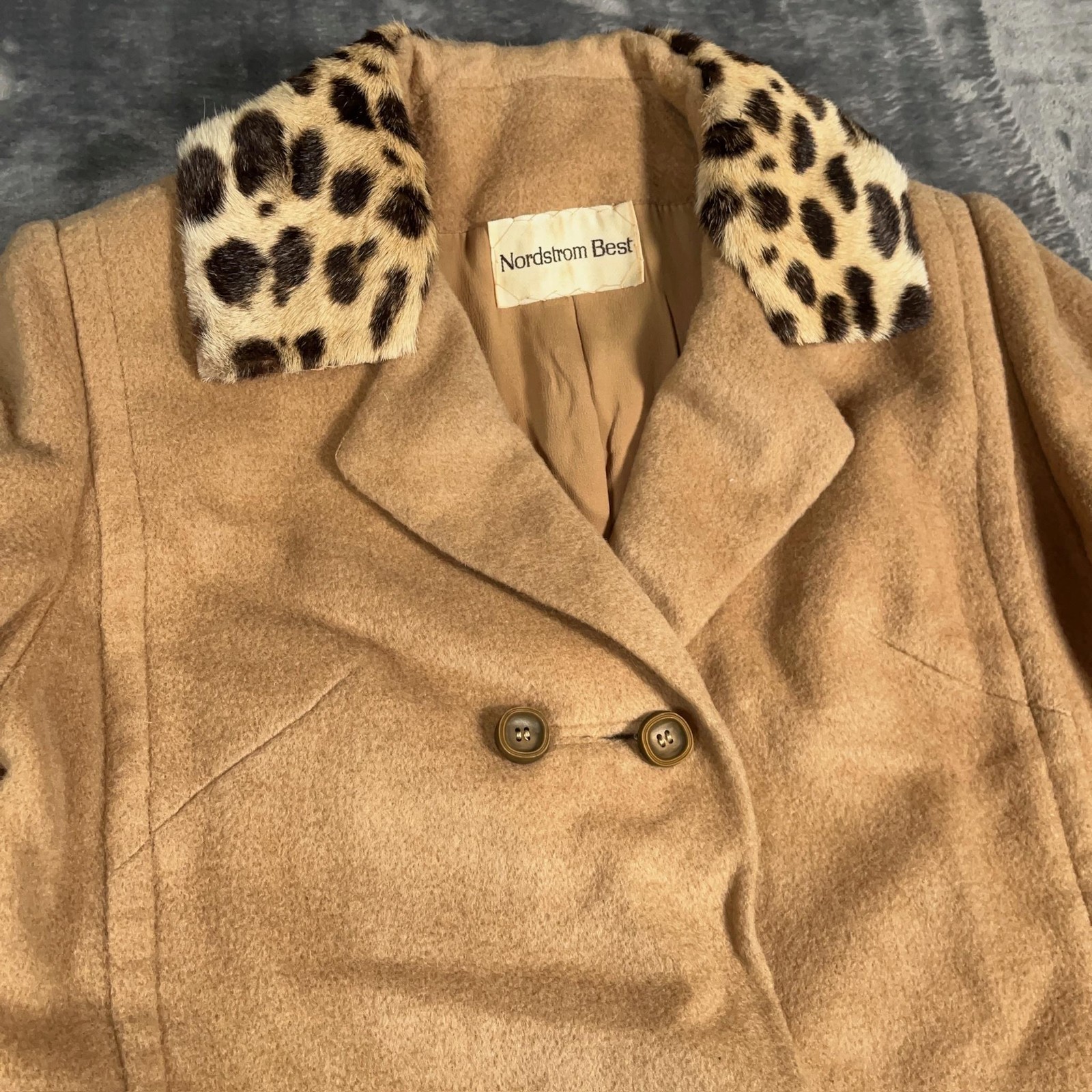 True Vintage Nordstrom Coat Womens Medium Camel Hair Leopard Collar Peacoat 60s