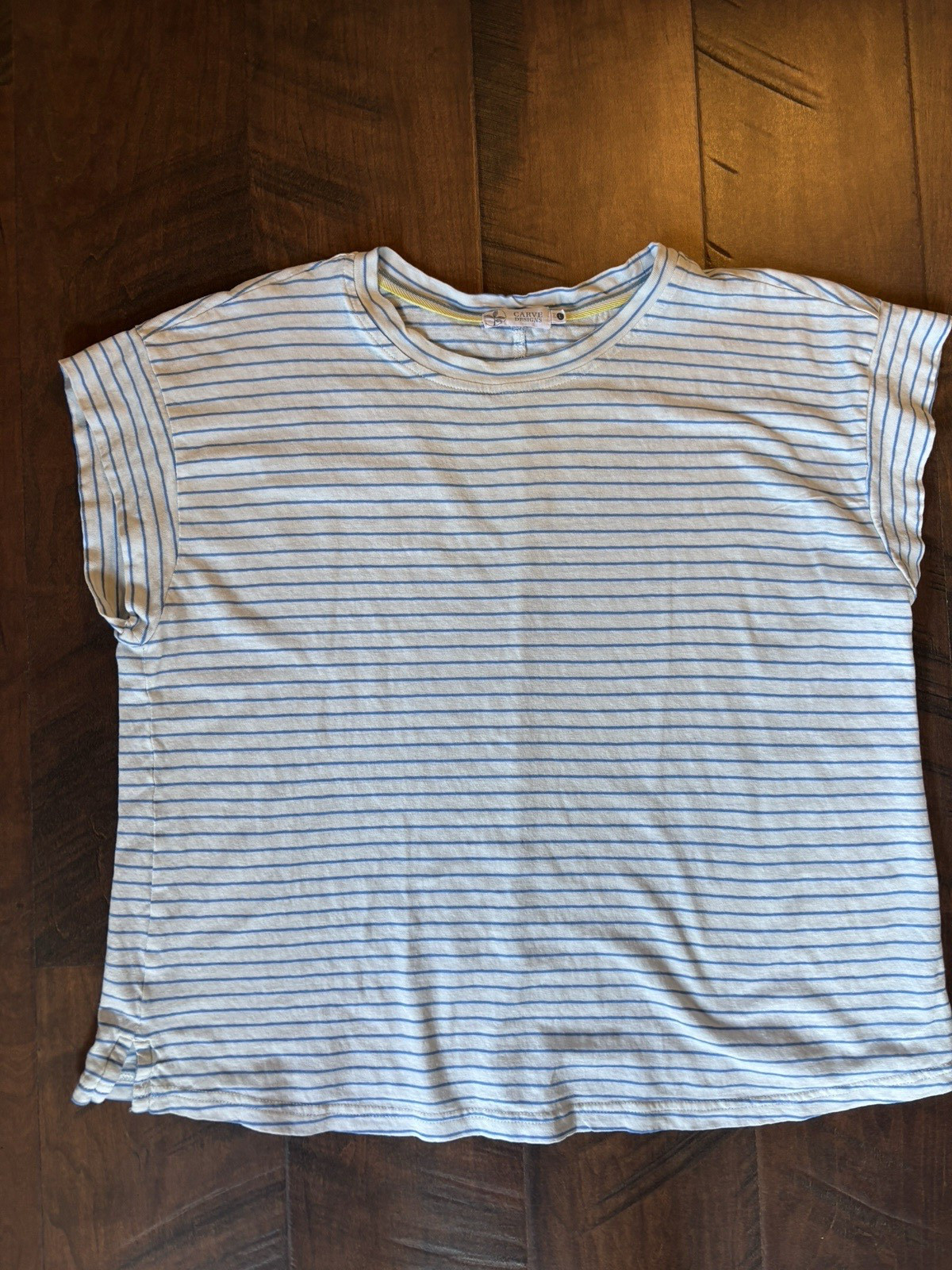 Carve Designs Astrid hemp organic cotton tee size Large blue white stripes EUC