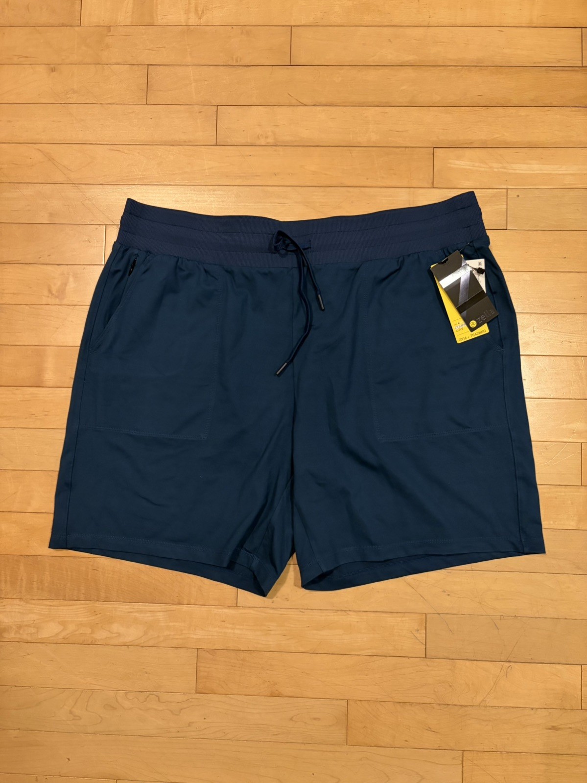 Zella Mens Blue Active Shorts XL Live In Pocket Stretch shorts Workout Gym