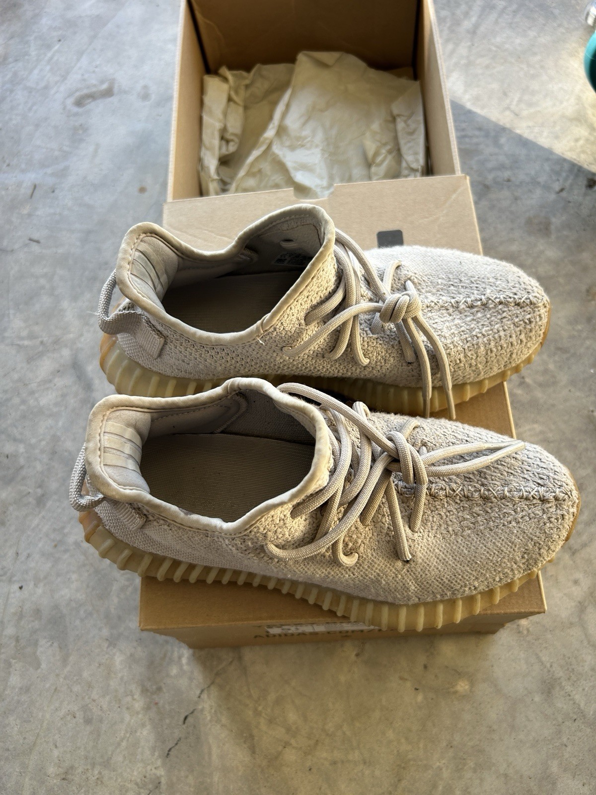 Used Size 5.5 – adidas Yeezy Boost 350 V2 Low Sesame