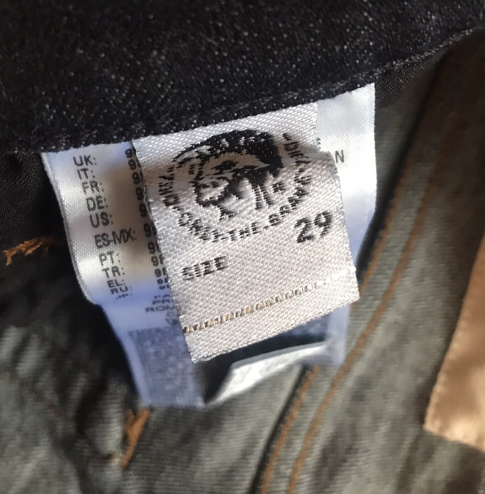 Diesel Blue Jeans D – VIDER Carrot Jeans W 29” X L 32”