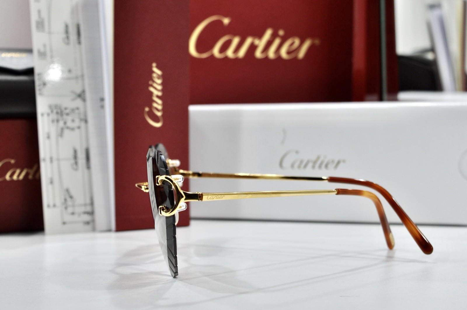 New Cartier rimless sunglasses glasses Diamond Cut heart decor Big C gold Frame