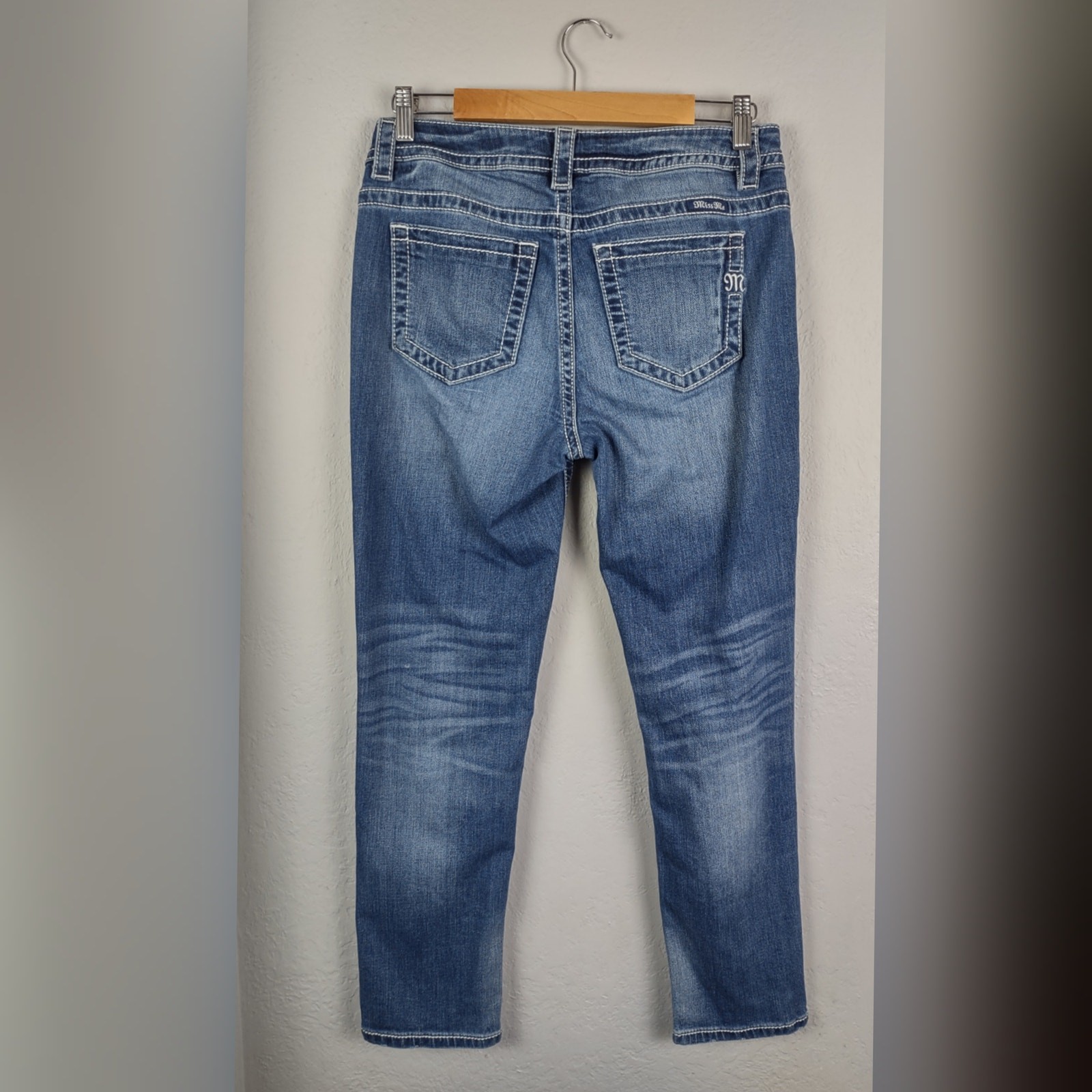 Miss Me Torn Contrast Destoyed Patch Boyfriend Ankle Jeans JB5151A329 Size 27