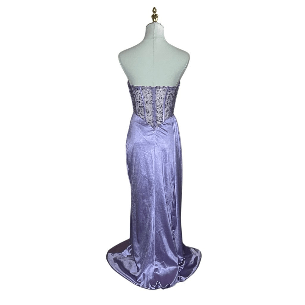NWT Ladivine By Cinderella Divine Lavender Prom Long Gown Size 4 Satin Beaded