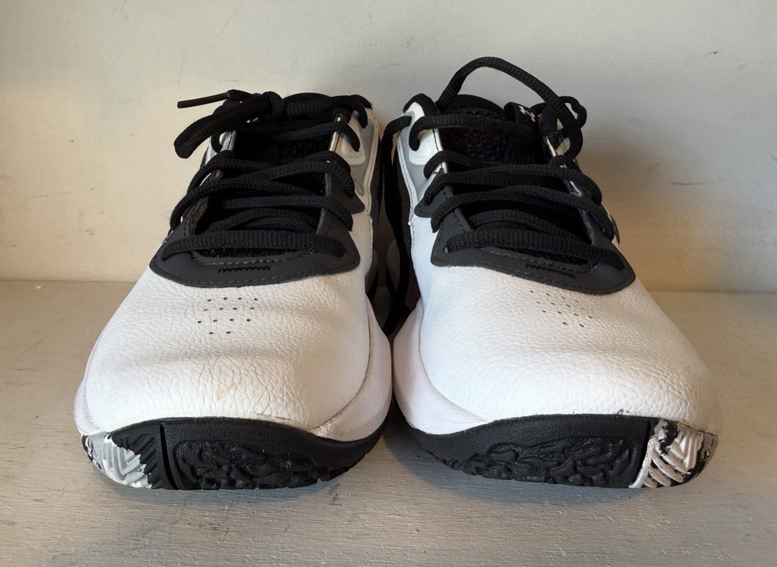 Under Armour Lockdown 7 GS Youth 5Y White Black Basketball Shoes 3025617-101